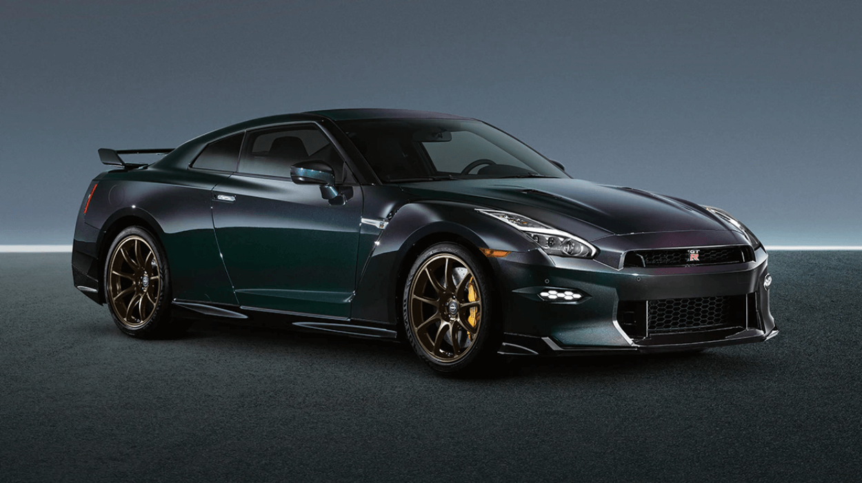 Nissan Resmi Akhiri Produksi GT-R R35, Inilah Sang 'Midnight Purple' Terakhir