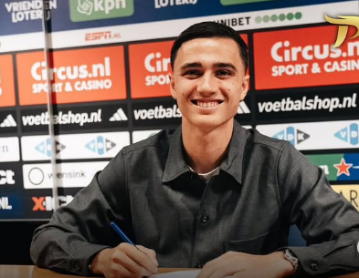 Eliano Reijnders Resmi Dipinjam Persib Bandung? Bobotoh Heboh Sambut Adik dari Bintang Manchester City!