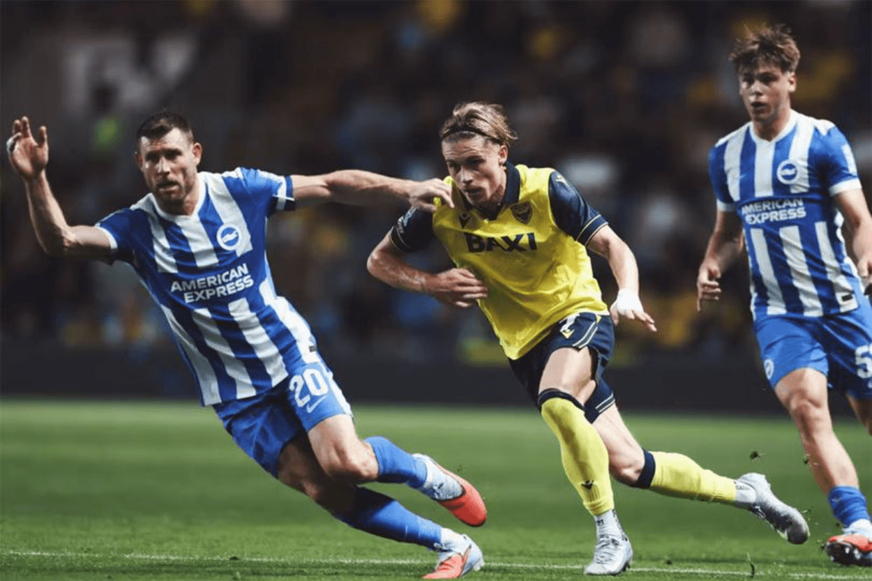 Ole Romeny Absen Laga Oxford United vs Brighton, Klub Championship Dibantai 0-6 oleh Pemain Debutan