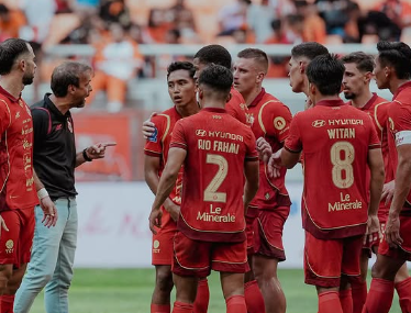 Prediksi Dewa United vs Persija Jakarta: Duel Panas Tanpa Penonton di BRI Super League 2025!