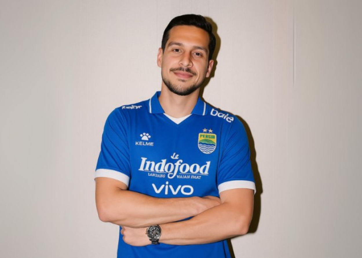 Thom Haye Catatkan Rekor di Persib Bandung, Bikin Geger dengan Nilai Transfernya!