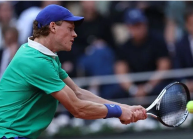 US Open 2025: Jannik Sinner Gila-Gilaan, Libas Popyrin dan Lolos ke Babak Ketiga!