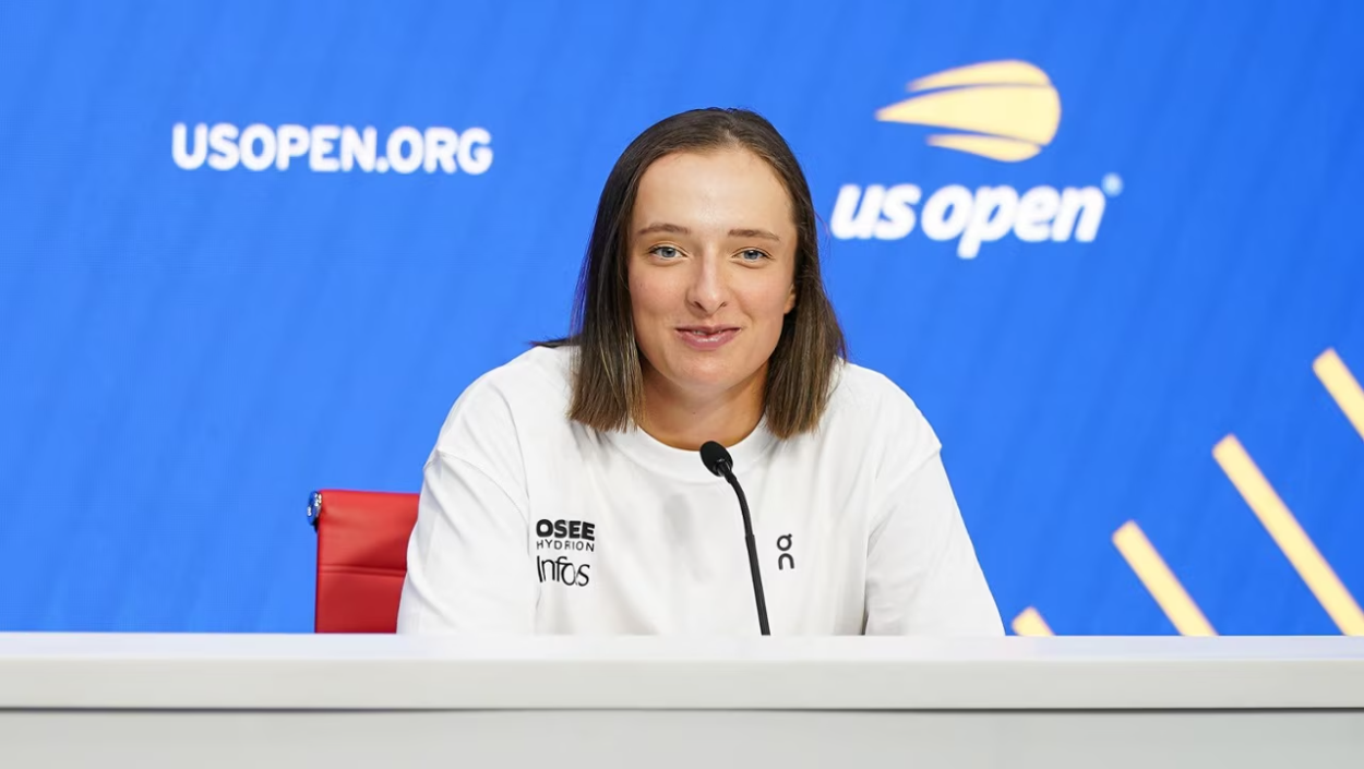 Iga Swiatek Kaget dengan Pertanyaan Aneh soal Rambut di US Open: ‘Apa-apaan Pertanyaan Ini?’