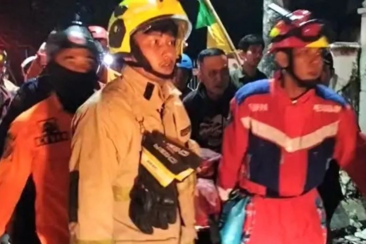 Miris, Demo Anarkis di Makassar Menghanguskan Gedung DPRD, Sebabkan 3 Korban Tewas dan 5 Luka-luka