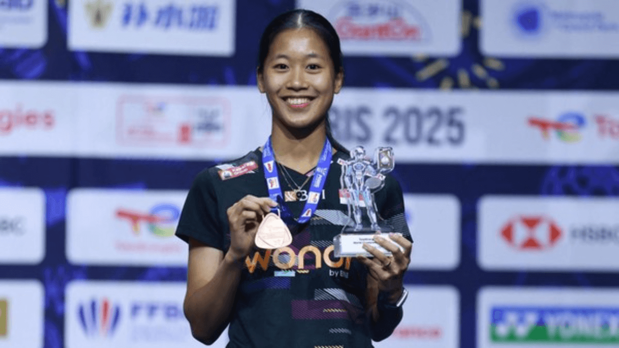 Putri KW Raih Perunggu di Kejuaraan Dunia BWF 2025, Targetkan Medali Olimpiade 2028