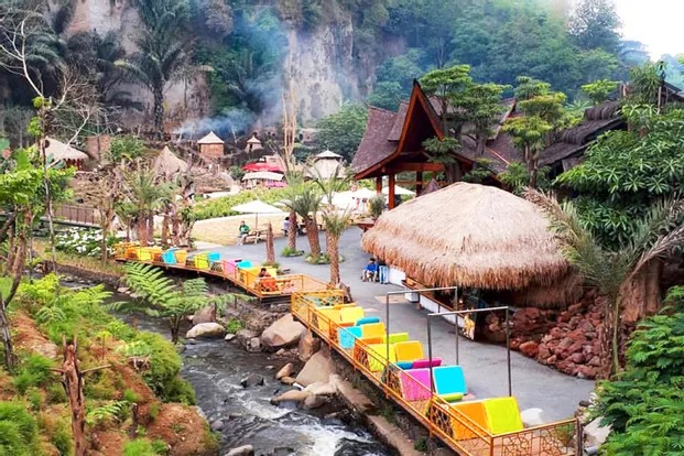 Punya Spot Foto Instagramable! Ini 6 Tempat Wisata Hits di Bandung Tahun 2025 yang Lagi Viral