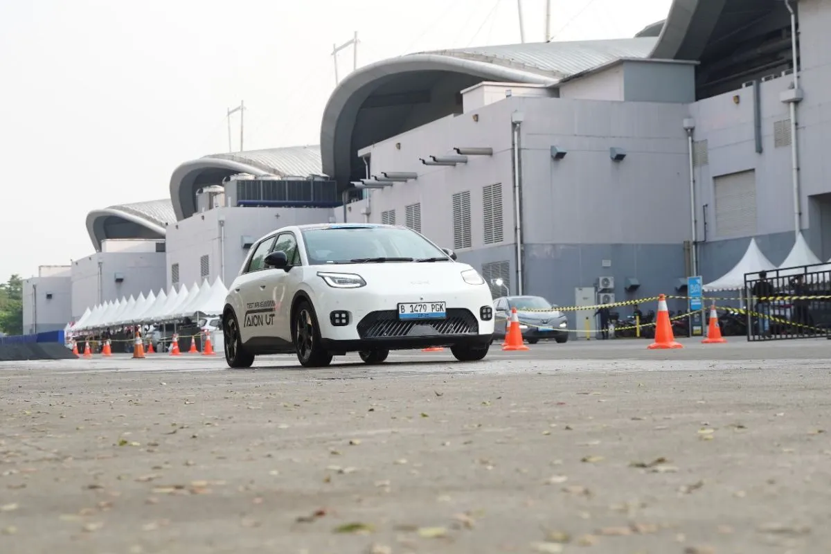 Mobil Listrik Ini Cuma Butuh Rp9 Ribu Sehari! GAC AION UT Klaim Lebih Hemat hingga 80 Persen Dibanding Mobil Biasa