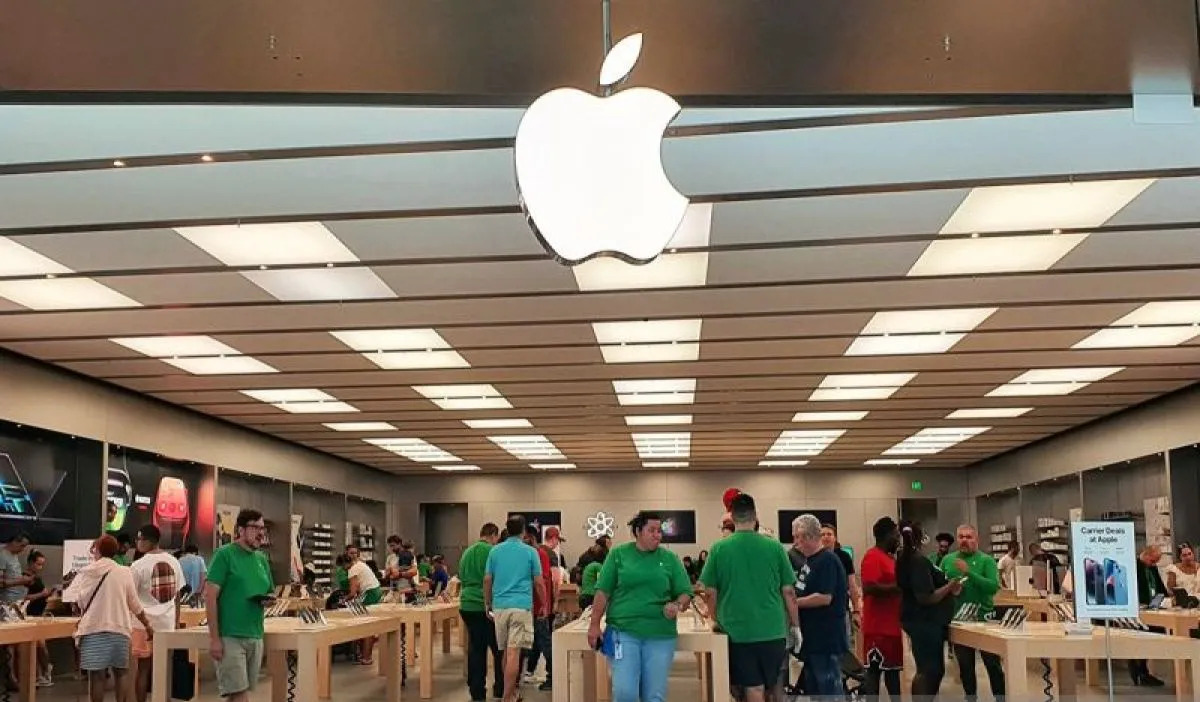 Apple Digugat Dua Penulis Amerika, Diduga Latih AI Pakai Buku Bajakan Tanpa Izin