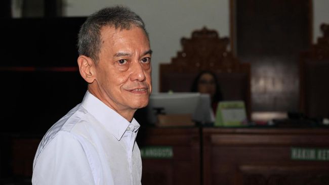 Terdakwa Kasus Narkoba, Fariz RM Divonis 10 Bulan Penjara dan Denda 800 Juta