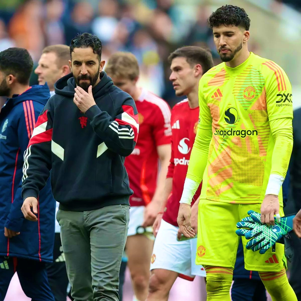 Jelang Derbi Manchester, Pelatih Pastikan Altay Bayindir Tampil sebagai Starter