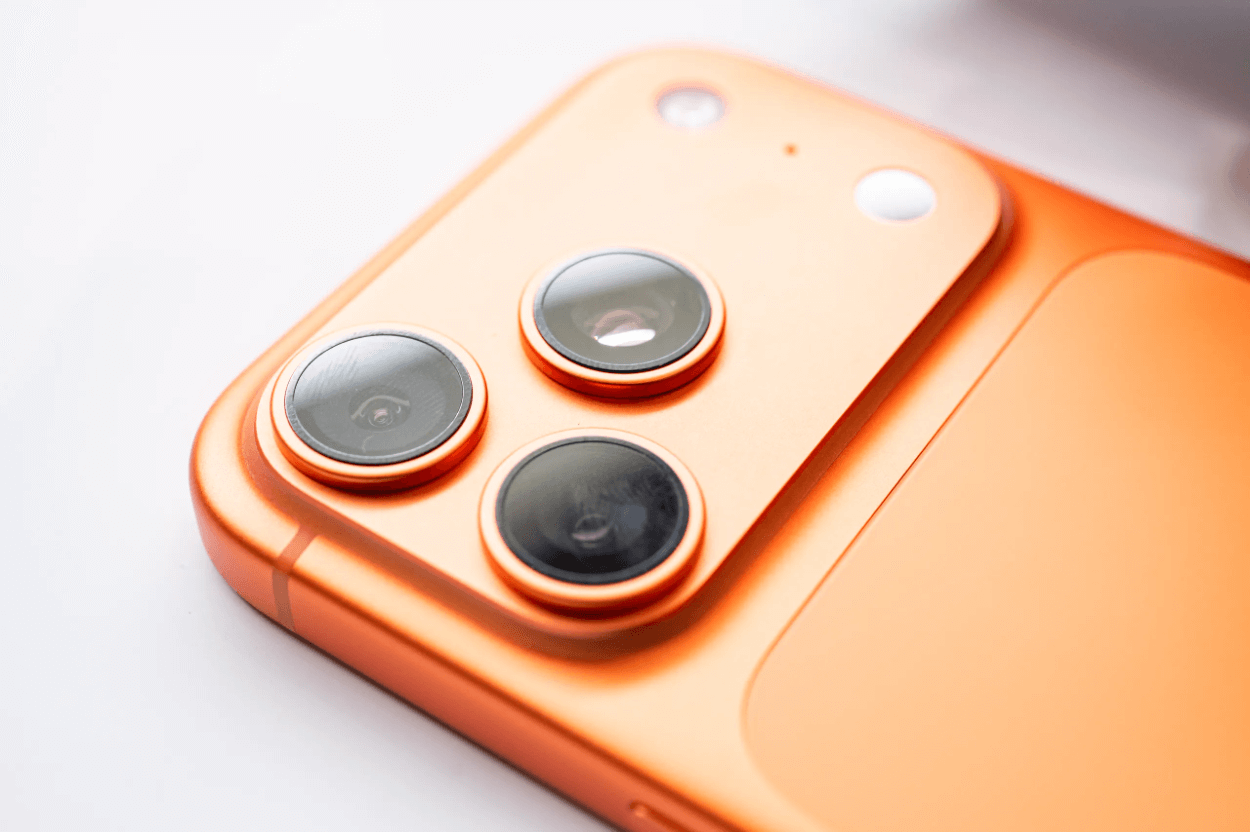 iPhone 17 Punya Kamera Selfie Kotak: Fitur Kecil yang Bisa Ubah Cara Kita Foto, Begini Cara Pakainya