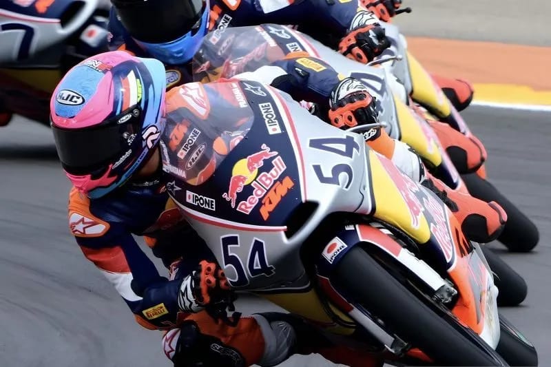 Veda Pratama Catat Sejarah, Akhiri Red Bull Rookies Cup 2025 Sebagai Runner-up