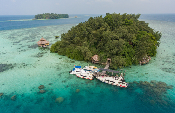 8 Pulau Cantik di Jakarta yang Lagi Hits, Cocok Buat Liburan Singkat & Healing!