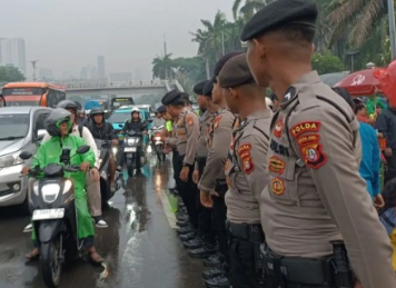 Demo Ojol di DPR Bakal Ricuh? 6.118 Aparat Gabungan Diterjunkan Amankan Aksi