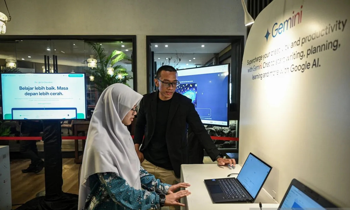 Gemini Kalahkan ChatGPT! Aplikasi AI Google Melejit Jadi Nomor 1 di Dunia Berkat Fitur Nano Banana