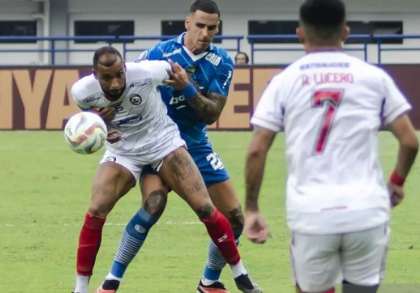 Arema vs Persib: Laga Panas di Kanjuruhan Jadi Penentuan Kebangkitan Singo Edan!