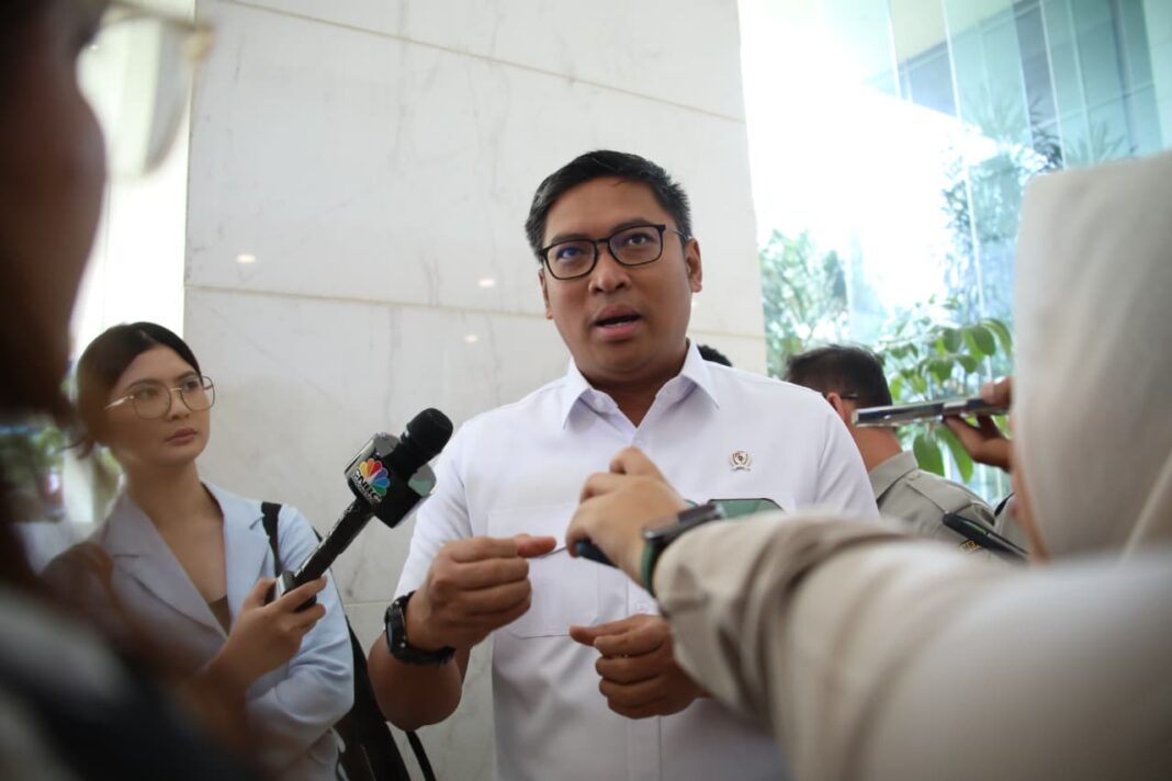 Wamentan Setop Impor Gula Rafinasi, DPR Beri Apresiasi