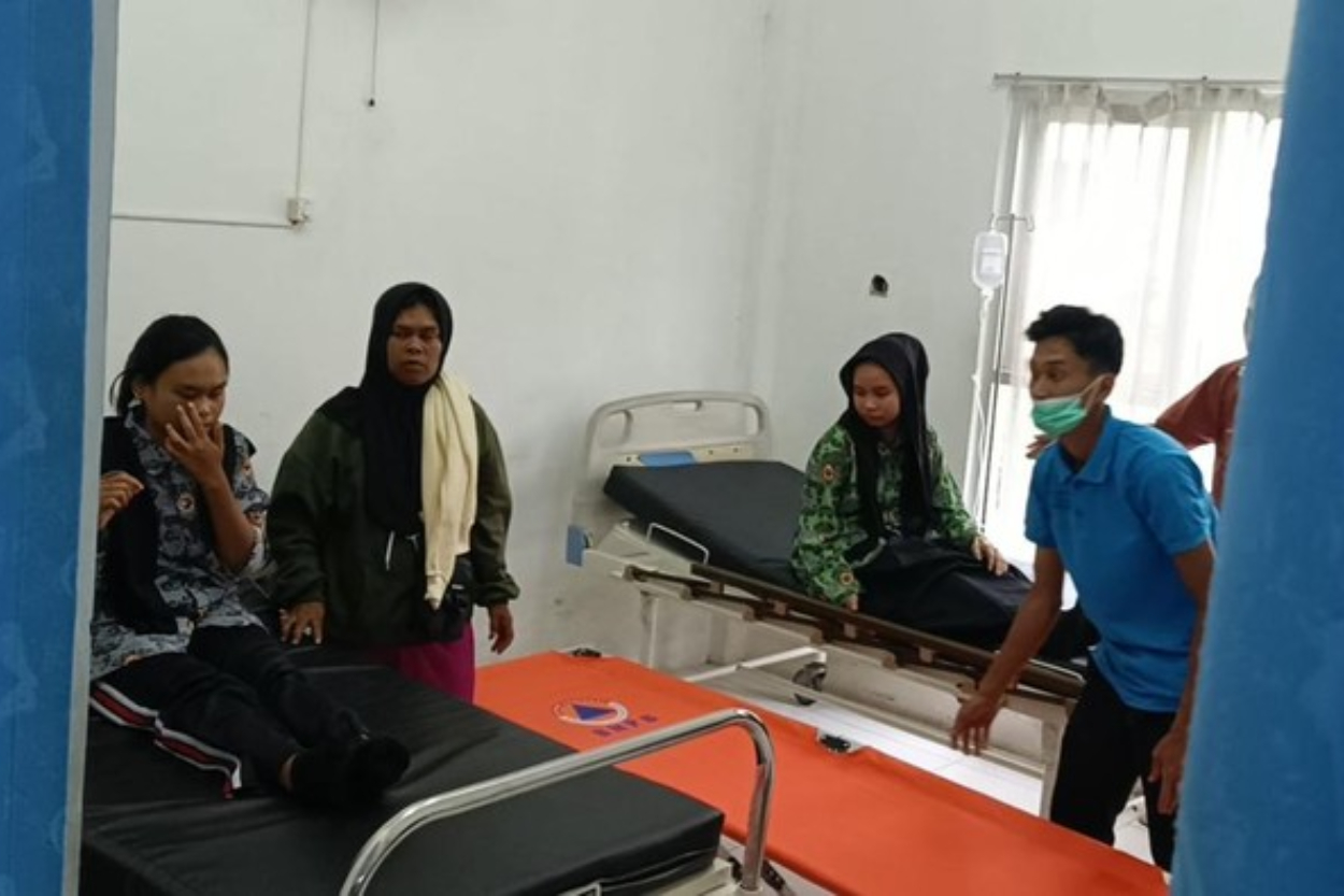 Program Makan Bergizi Gratis Berubah Jadi Keracunan Massal! Sebanyak 194 Pelajar di Garut Jadi Korban