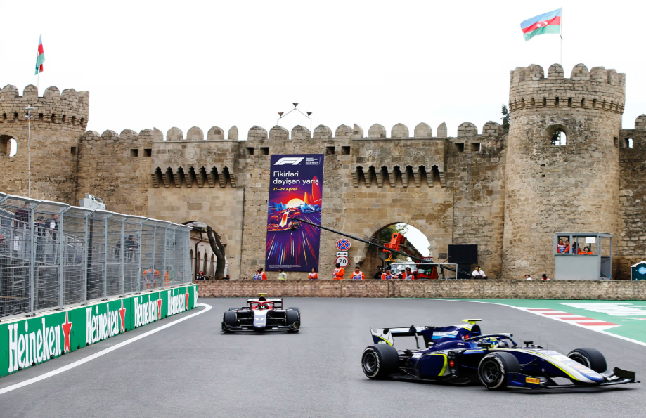 F1 Azerbaijan 2025 di Baku: Fakta Gila, Sergio Perez Satu-satunya Raja yang Bisa Menang Dua Kali!
