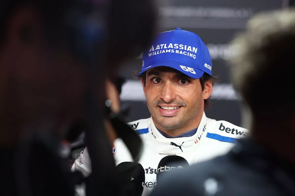 Carlos Sainz Podium Perdana bersama Williams di Baku