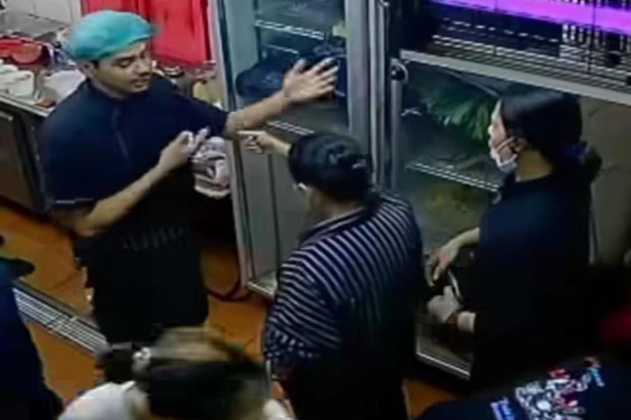 Ngamuk Dalam Dapur, Gitaris dan Istri Psikolog Ini Viral Usai Bawa Kabur 14 Makanan Tanpa Bayar!
