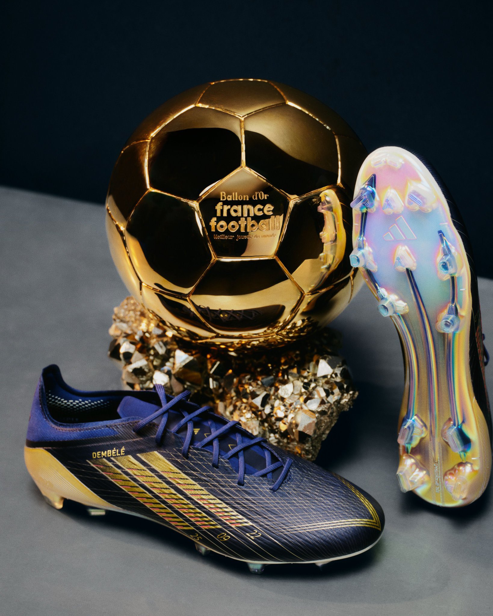 Menang Ballon d’Or, Adidas Buatkan Sepatu F50 Khusus untuk Dembele