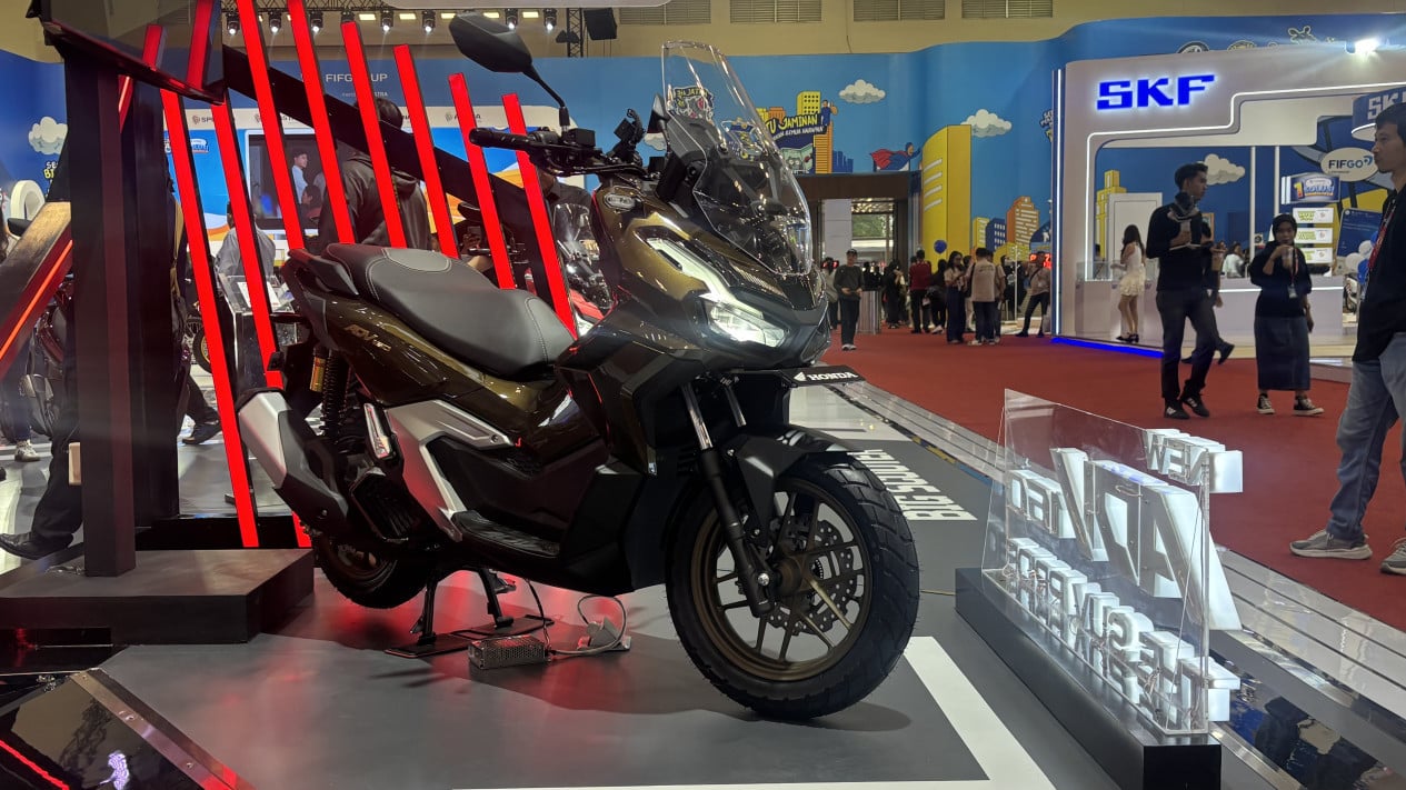 Honda ADV160 Ramaikan IMOS 2025, Beli Motor Dapat Bonus Oli Setahun