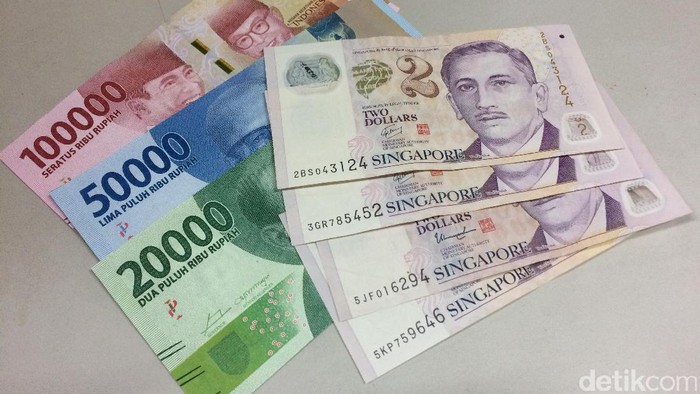 Rupiah Ikut Melemah terhadap Dolar Singapura, Kini Tembus Rp13.000