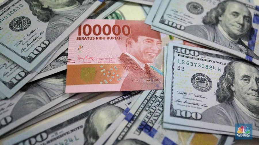 Rupiah Terus Melemah, Kini Dolar AS Tembus Rp17.700