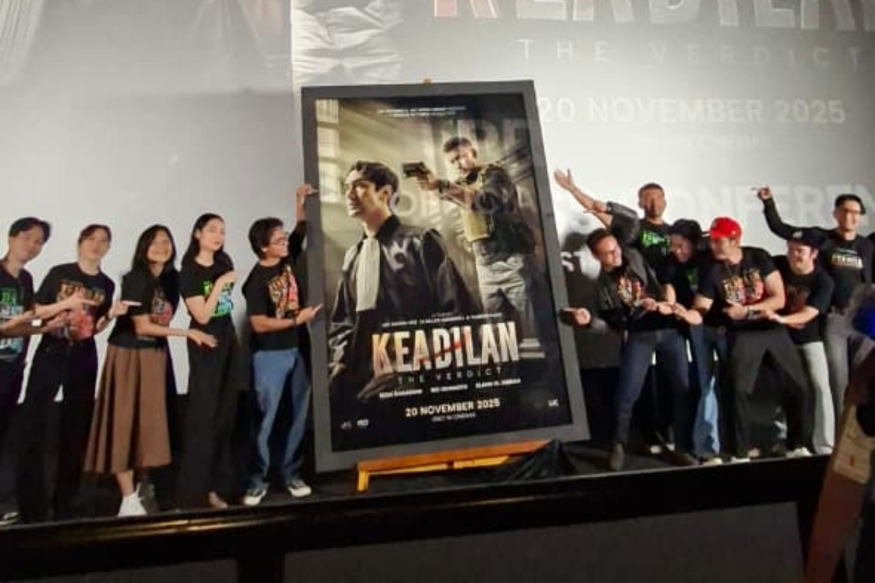 Siap-siap Nahan Napas! Rio Dewanto Comeback di Film Thriller Penuh Teka-teki 'Keadilan: The Verdict'