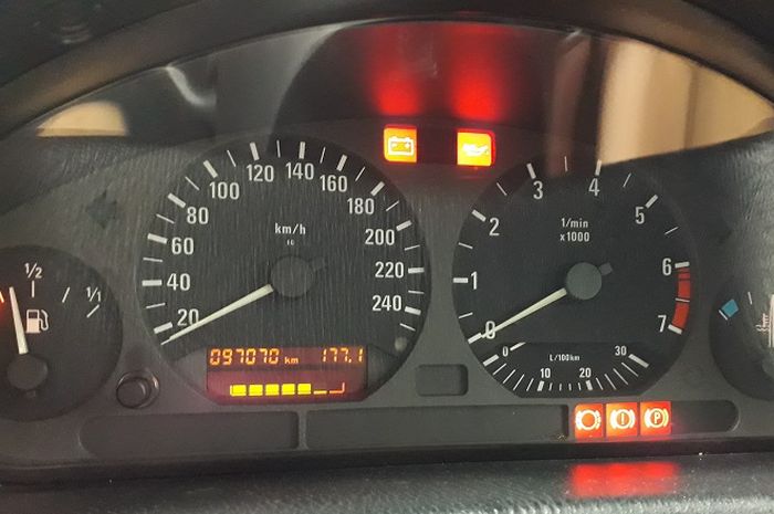 Jangan Anggap Remeh! 5 Lampu Indikator Mobil Ini Bisa Jadi Tanda Masalah Serius, Apa Saja?
