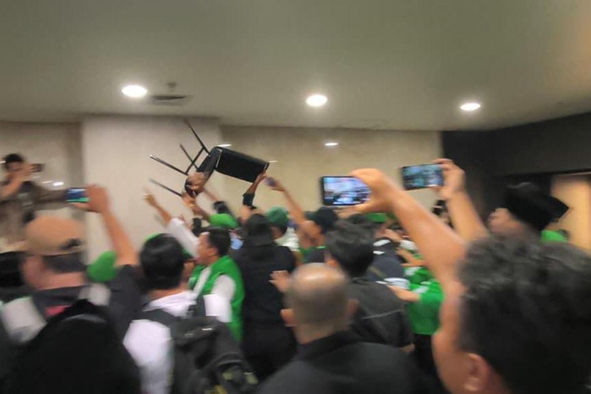 Darah Tumpah di Muktamar PPP! Adu Jotos Pecah di Tengah Sengketa Kursi Ketua
