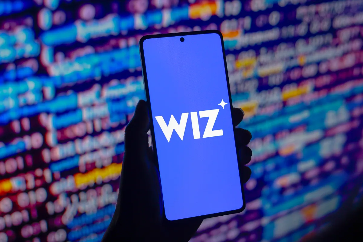 Serangan AI Semakin Ganas! Pakar Keamanan Ungkap Celah Baru dari 'Vibe Coding'