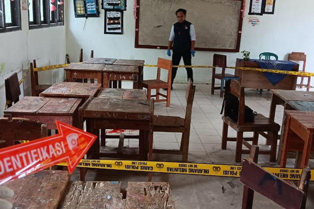 Tragis! Diduga Sering Di-bully, Pelajar SMP di Lampung Tusuk Teman Sekolahnya Hingga Tewas