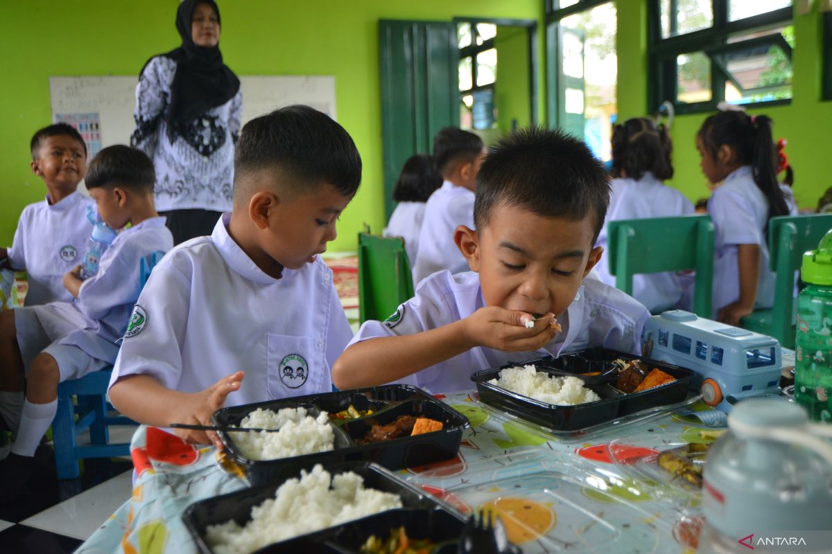 Memakan Korban Jiwa Lagi! Sebanyak 60 Siswa di Jakarta Keracunan Makanan Bergizi Gratis, Dinas Kesehatan Ungkap Penyebab Mengejutkan!
