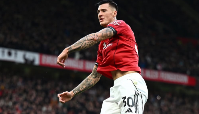 MU Bungkam Sunderland 2-0! Mount dan Šeško Bikin Setan Merah Tersenyum Lagi!