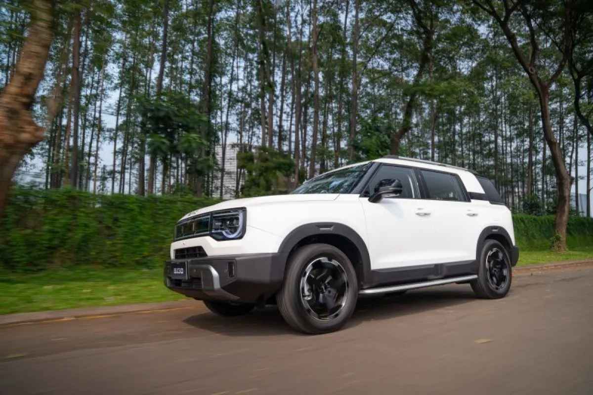 Resmi Meluncur! BAIC BJ30 Hybrid Tawarkan Performa Off-Road Gahar dan Irit BBM