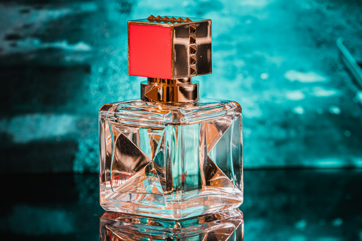 5 Rekomendasi Parfum Wanita di Bawah Rp100 Ribu, Wanginya Tahan Lama