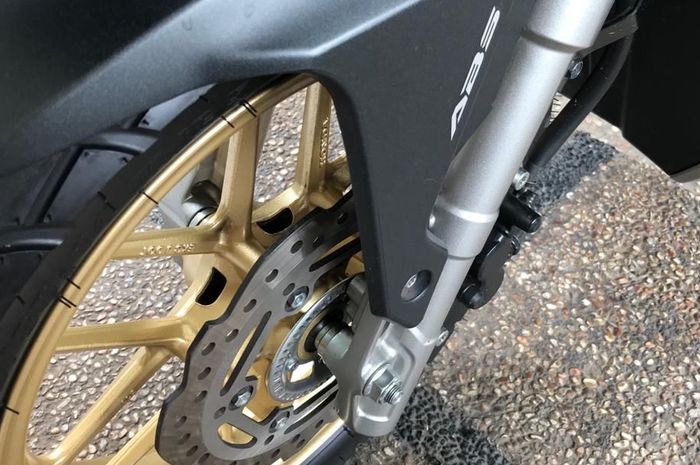 Masih Banyak yang Keliru, Ini Perbedaan Rem ABS dan CBS di Motor!