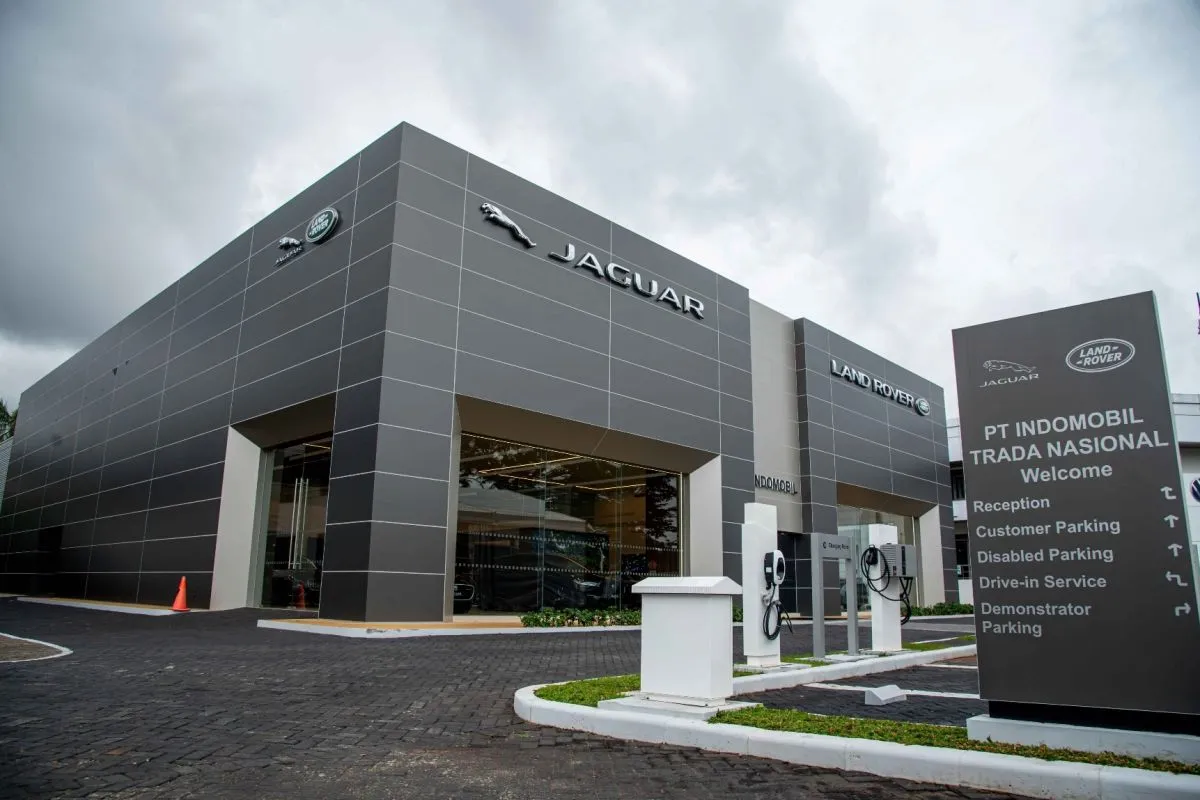 Pernah Dengar Penjualan Mobil Anjlok Akibat Serangan Siber? Begini Nasib Jaguar Land Rover!