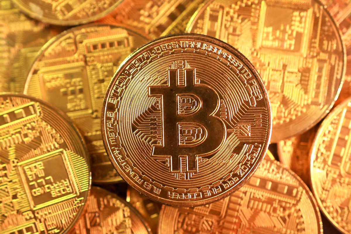 Semakin Meroket! Harga Bitcoin Tembus Rp2 Miliar