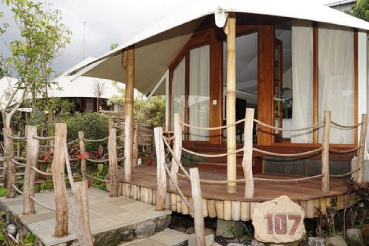 4 Rekomendasi Glamping Mewah dan Terbaik di Kota Batu, Fasilitas Hotel Bintang dengan Harga Terjangkau!