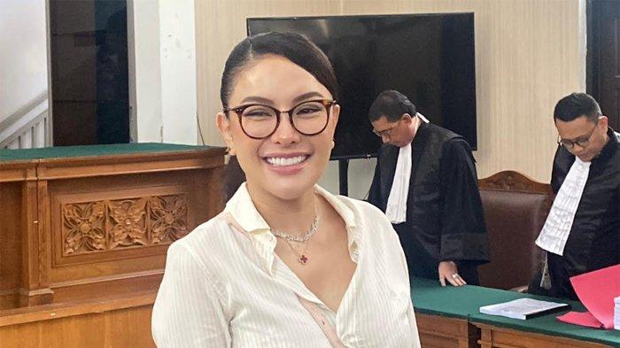Nikita Mirzani Dituntut 11 Tahun Penjara dan Denda Rp2 Miliar dalam Kasus Pemerasan dan TPPU