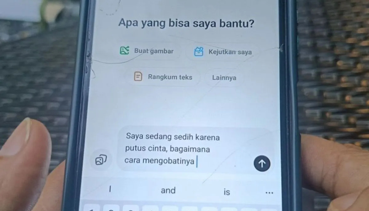 Psikolog UI Ingatkan Bahaya Curhat ke AI: Bisa Picu Ketergantungan dan Rasa Kesepian