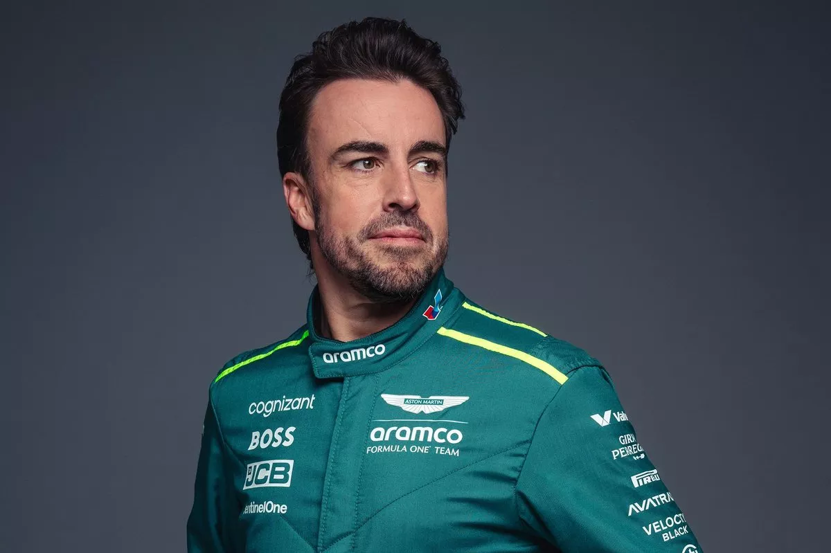 Aston Martin Bantah Rumor Fernando Alonso Pensiun pada 2027