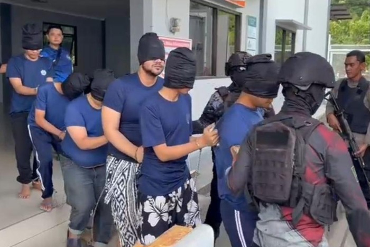 Dikurung Sendiri dan Hanya Boleh Lihat Matahari 1 Jam! Intip Ngerinya Kehidupan Ammar Zoni di Nusakambangan