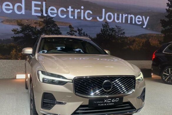 Volvo Hadirkan Tiga Mobil Ramah Lingkungan Terbaru di Indonesia, Intip Spesifikasinya!