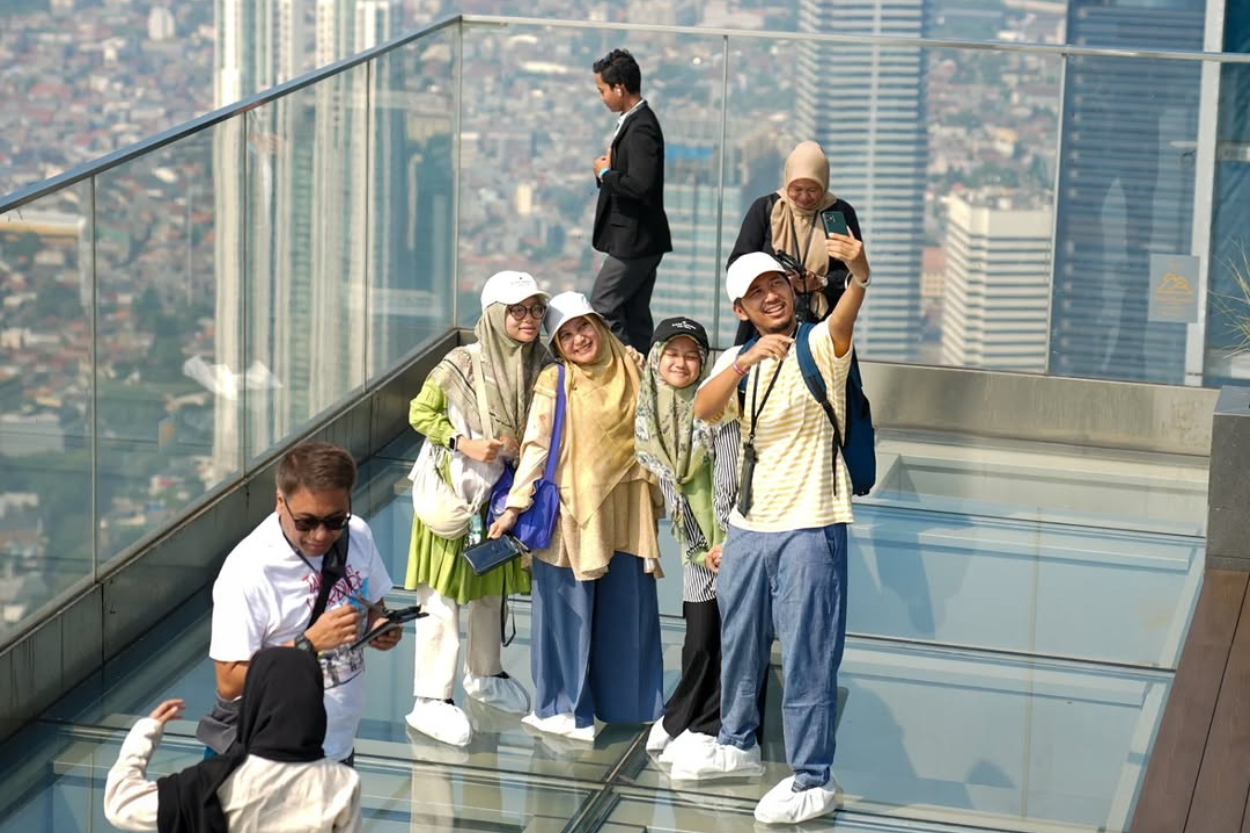 4 Destinasi Wisata Baru Jakarta: Dari Keindahan Kepulauan Seribu hingga City View Tertinggi Paling Estetik!