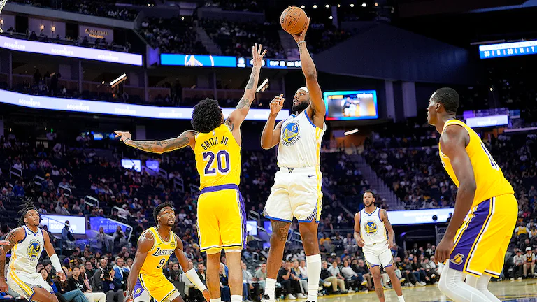 Belum Lama Bergabung, Golden State Warriors Lepas Pemain Basket Indonesia