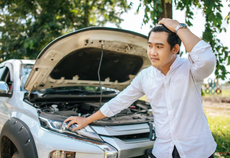Mesin Mobil Tiba-Tiba Mati di Jalan? Ini Penyebab dan Cara Mengatasinya Biar Nggak Panik!